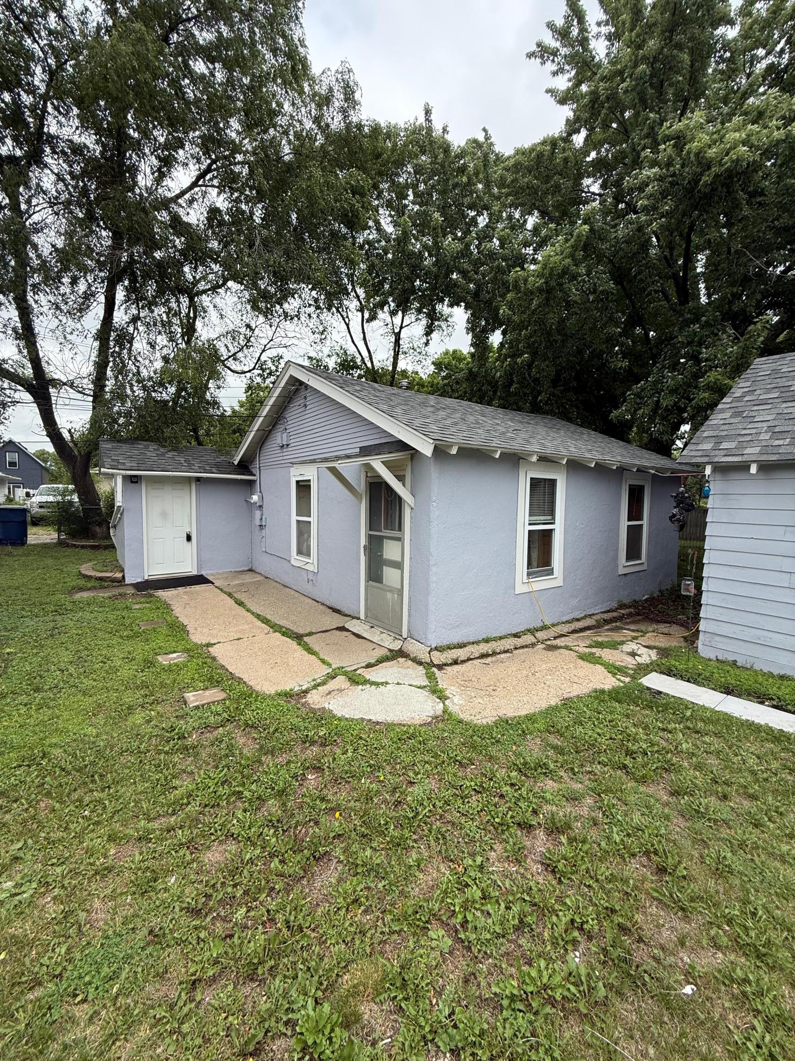 715 25th Avenue N Property Photo 2