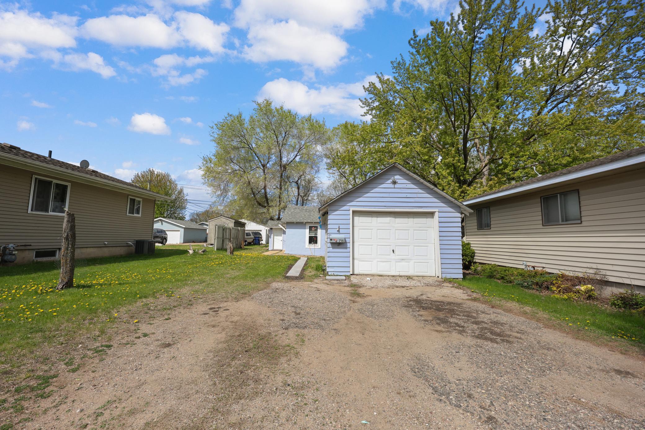 715 25th Avenue N Property Photo 4