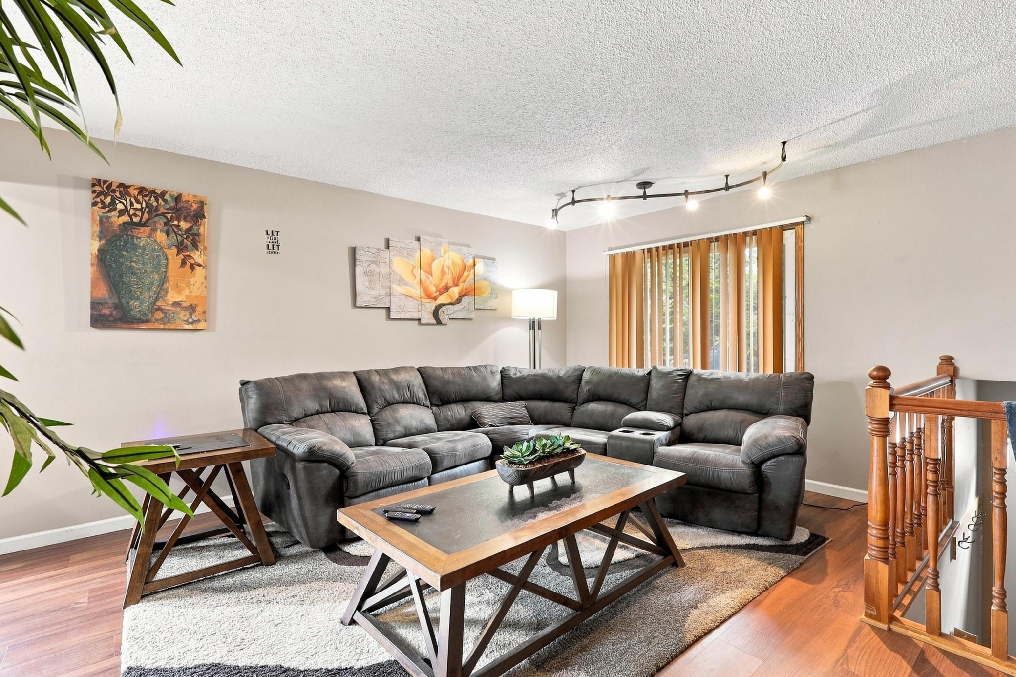 4408 83rd Circle N Property Photo 3