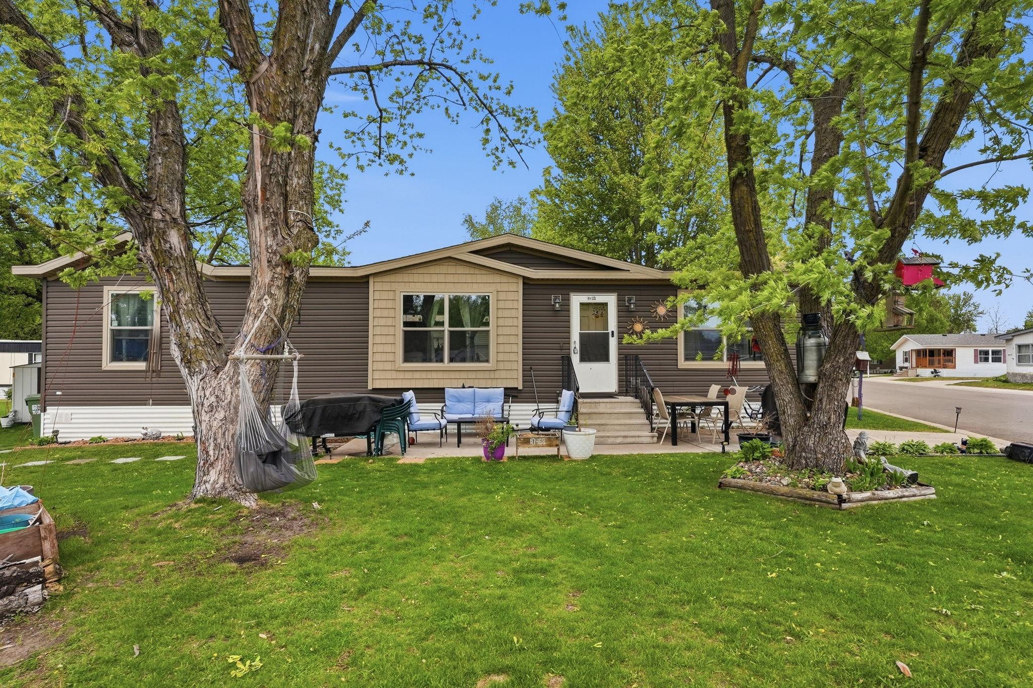 10488 Pierce Street Ne Property Photo 2