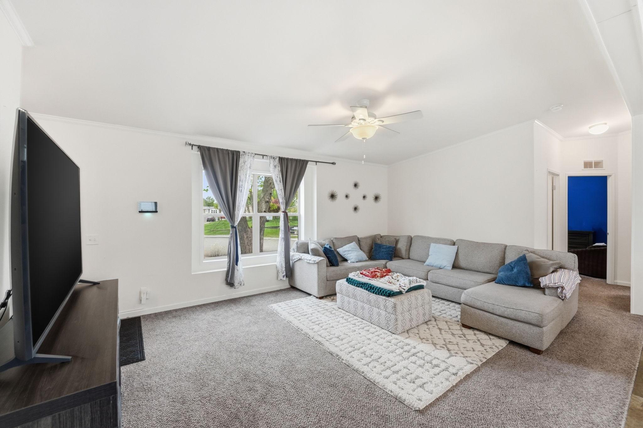 10488 Pierce Street Ne Property Photo 15