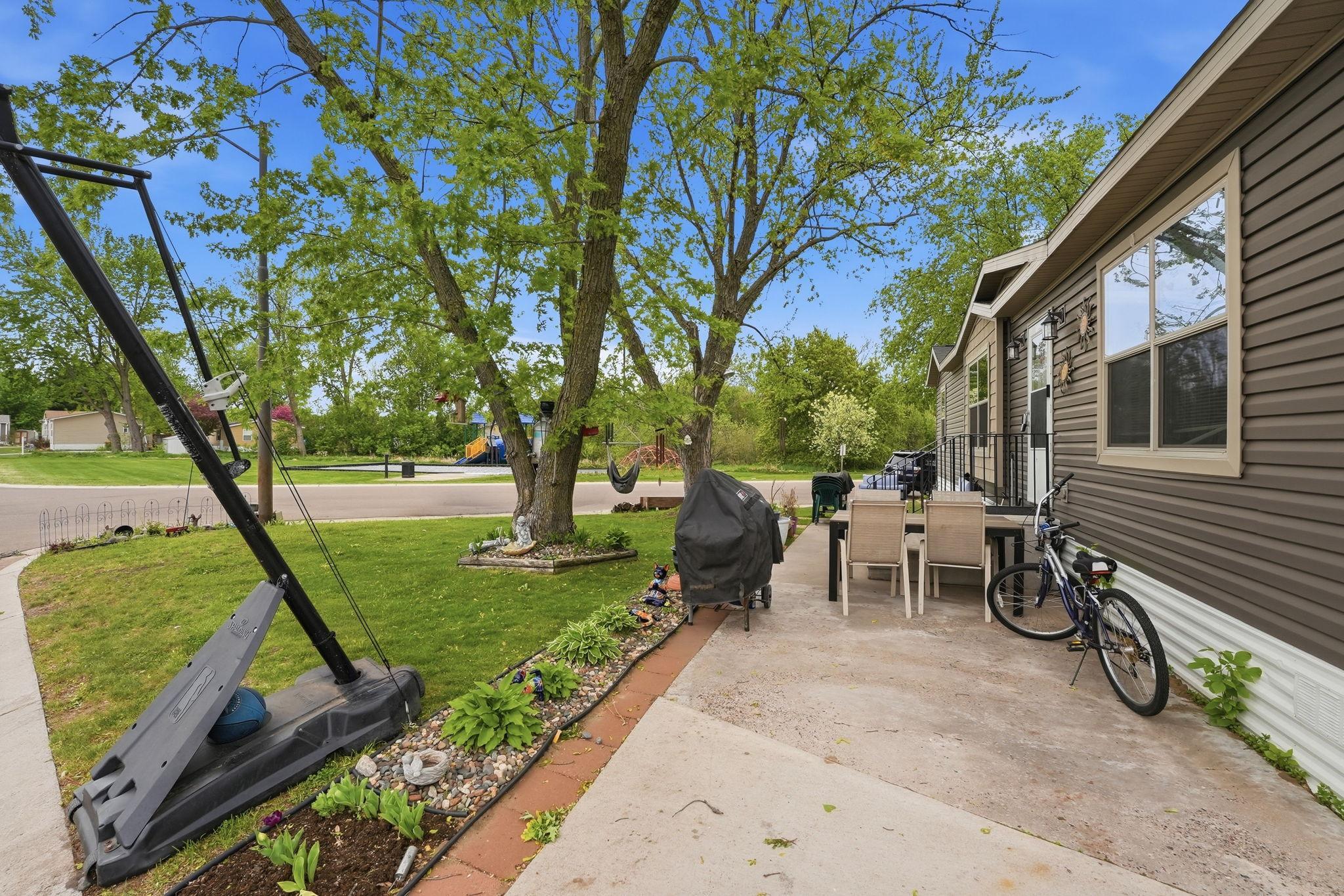 10488 Pierce Street Ne Property Photo 28