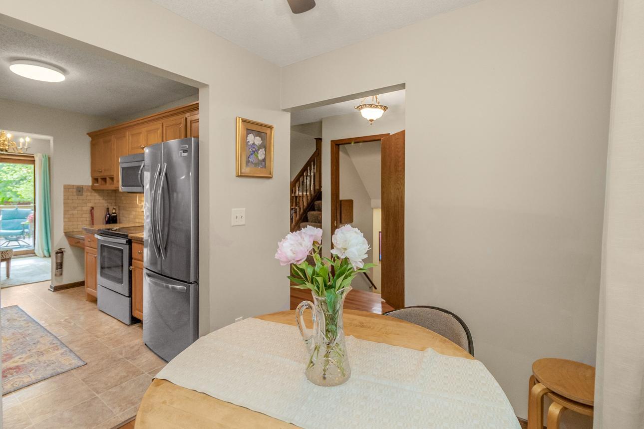 1217 Brighton Square Property Photo 10