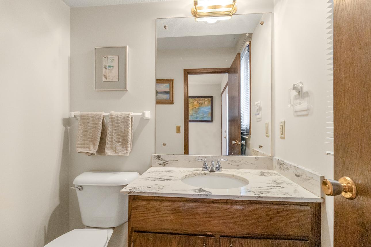 1217 Brighton Square Property Photo 11