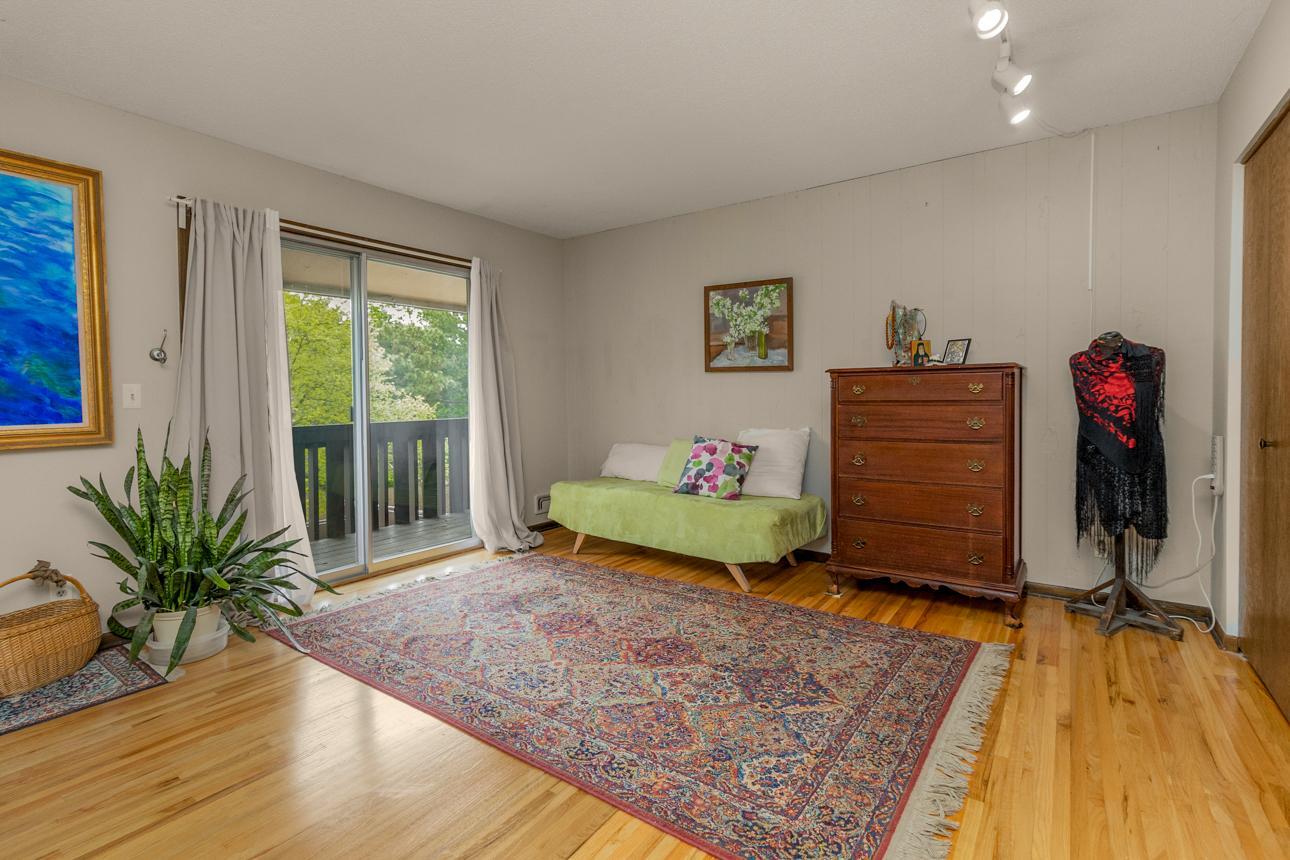1217 Brighton Square Property Photo 14