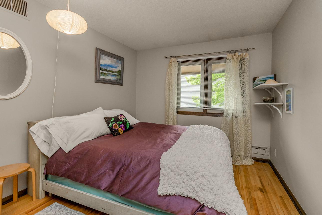1217 Brighton Square Property Photo 15