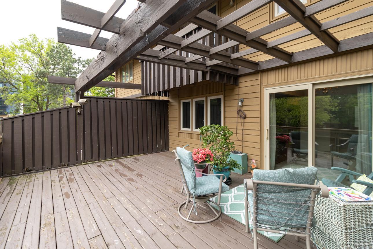 1217 Brighton Square Property Photo 19