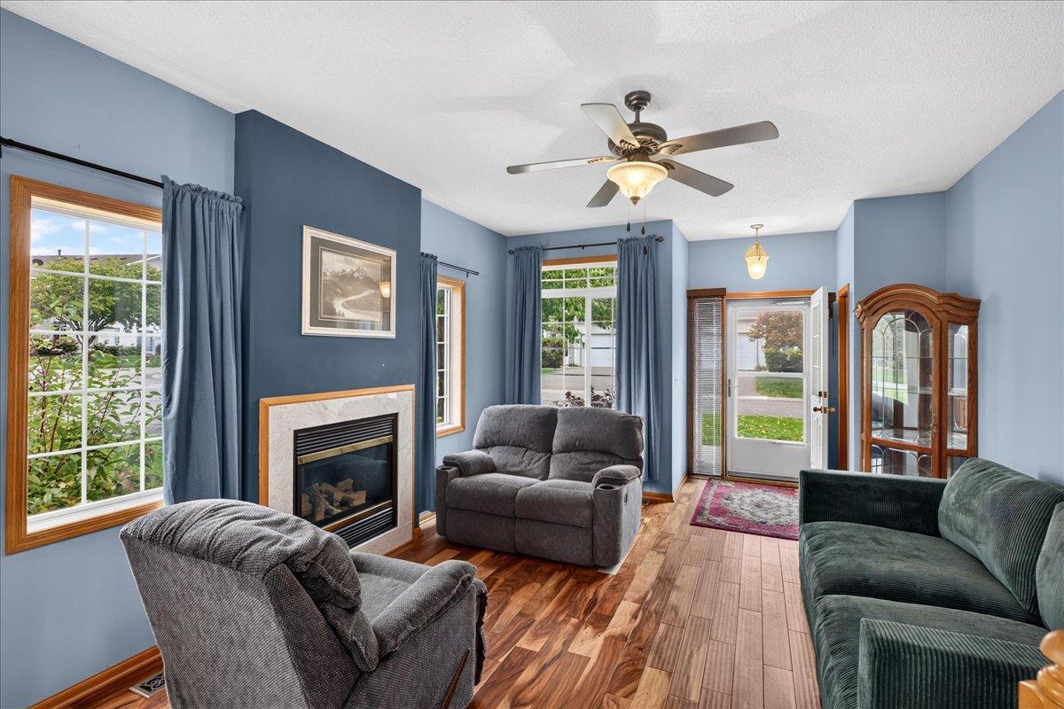 21195 N Clydesdale Curve Property Photo 3