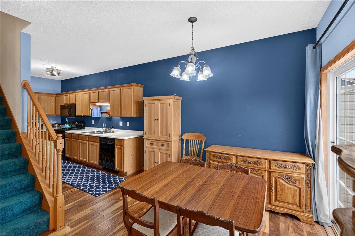 21195 N Clydesdale Curve Property Photo 8