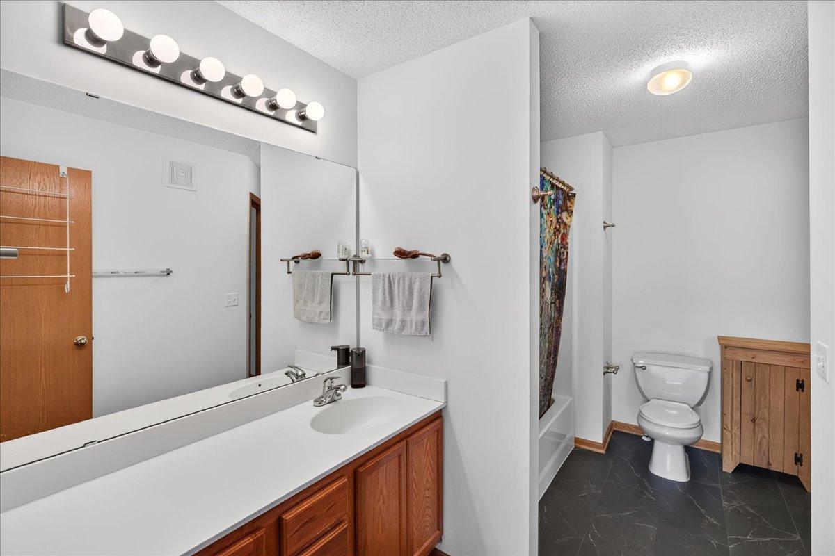 21195 N Clydesdale Curve Property Photo 16
