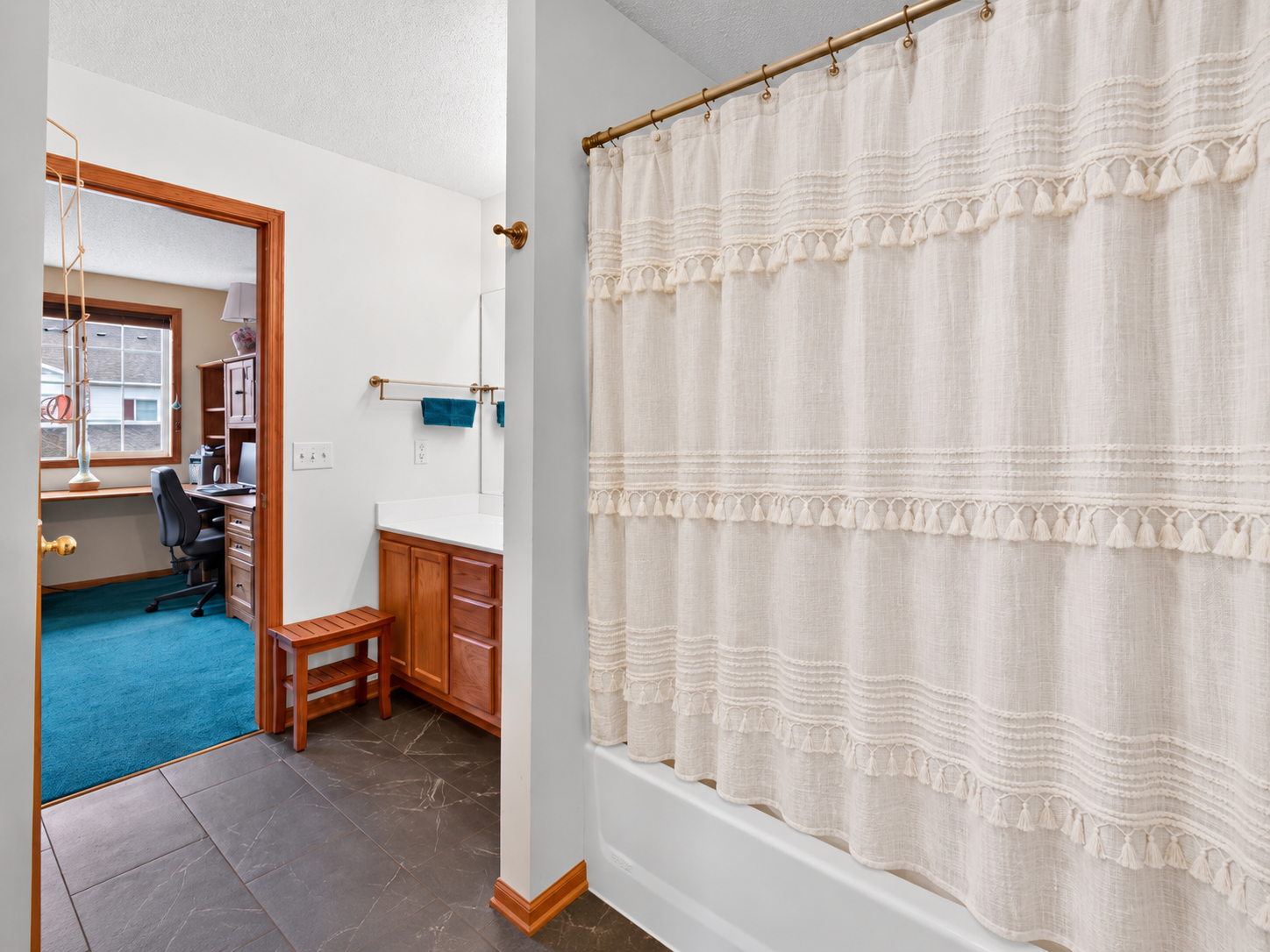 21195 N Clydesdale Curve Property Photo 17