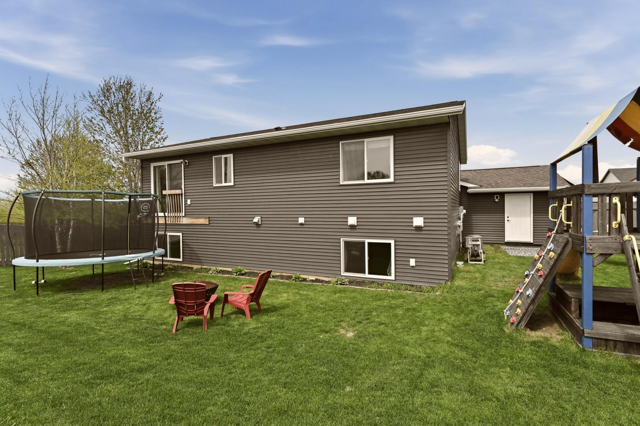 635 Strafford Drive Property Photo 15