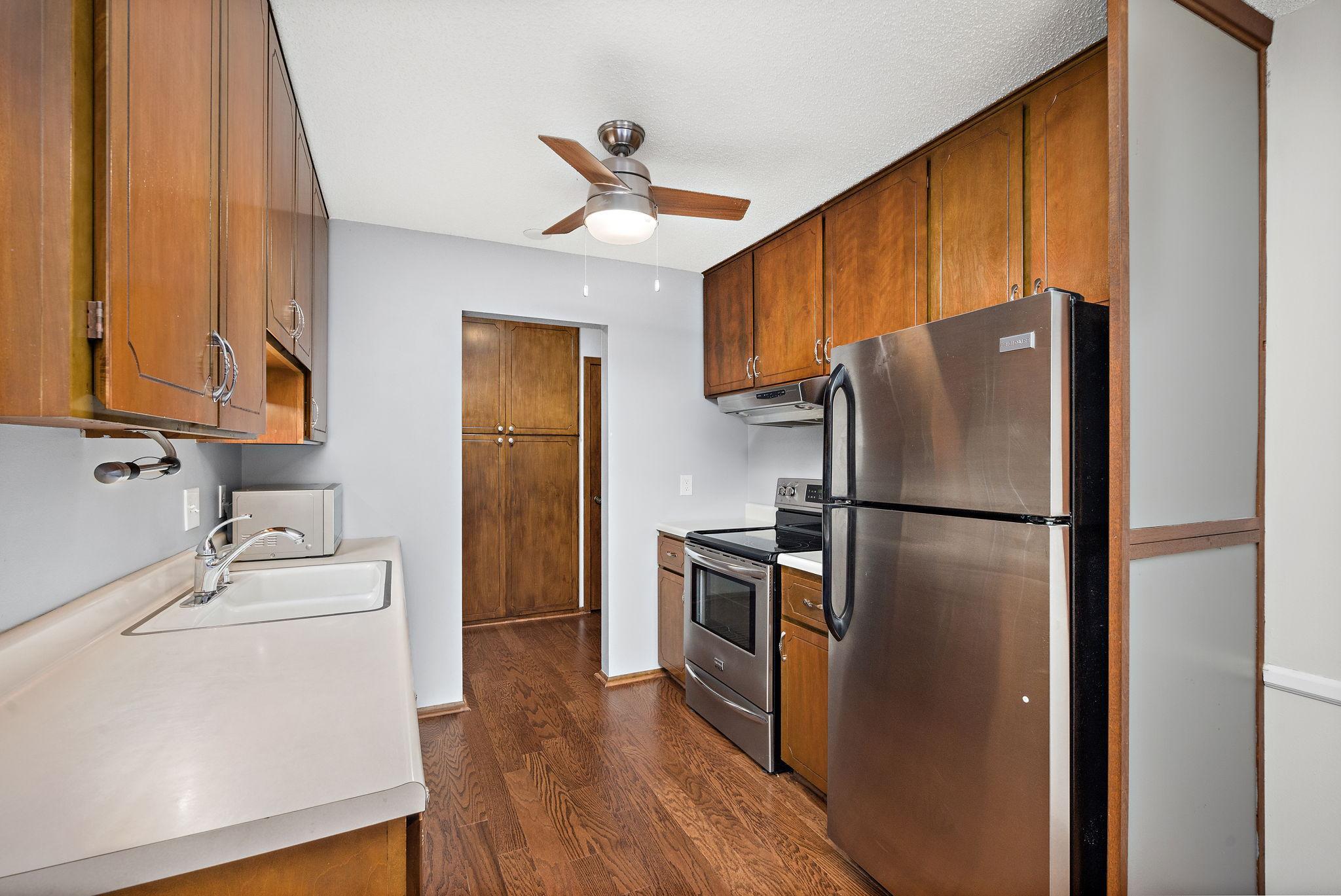 4380 Brookside Court 205 Property Photo 13