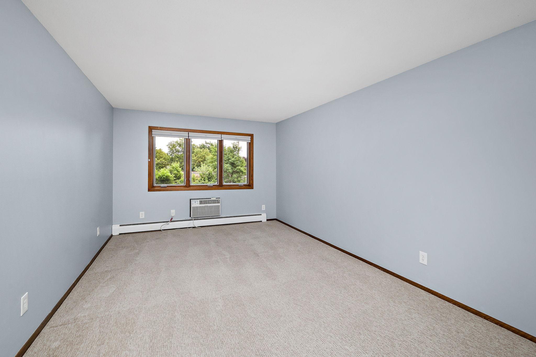 4380 Brookside Court 205 Property Photo 16