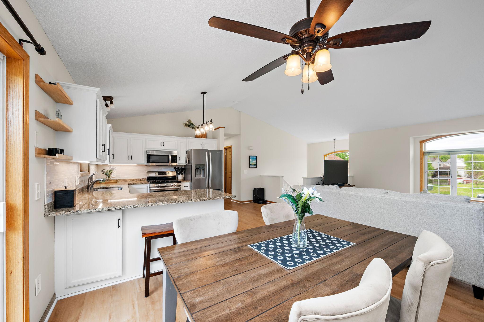 11144 14th Street Ne Property Photo 6