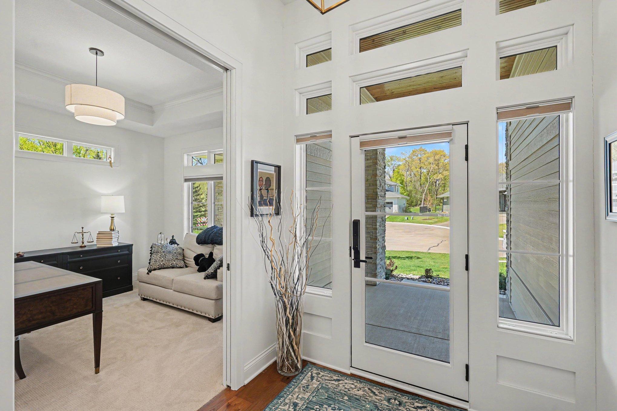 11784 Azure Lane Property Photo 6
