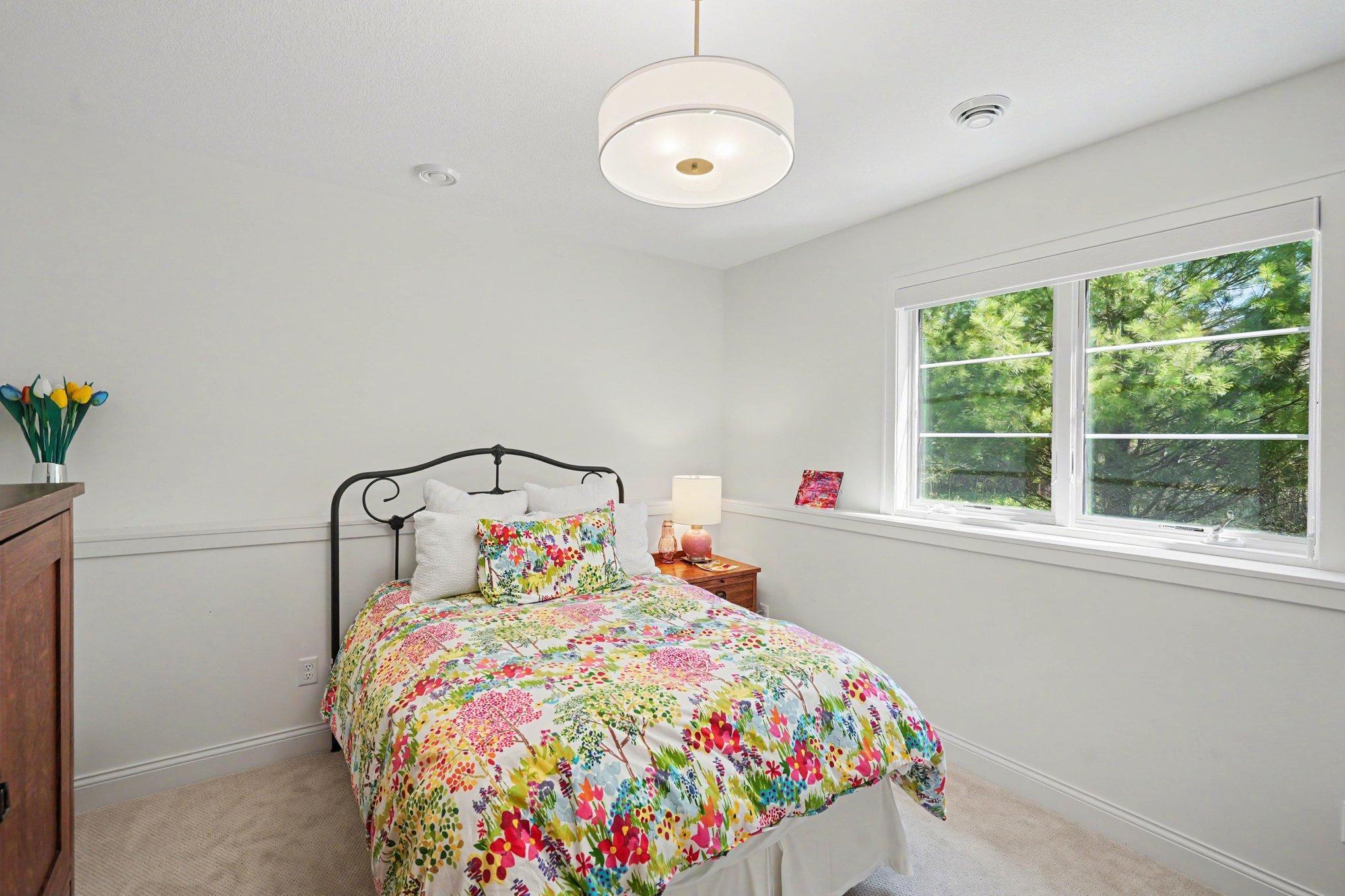 11784 Azure Lane Property Photo 25