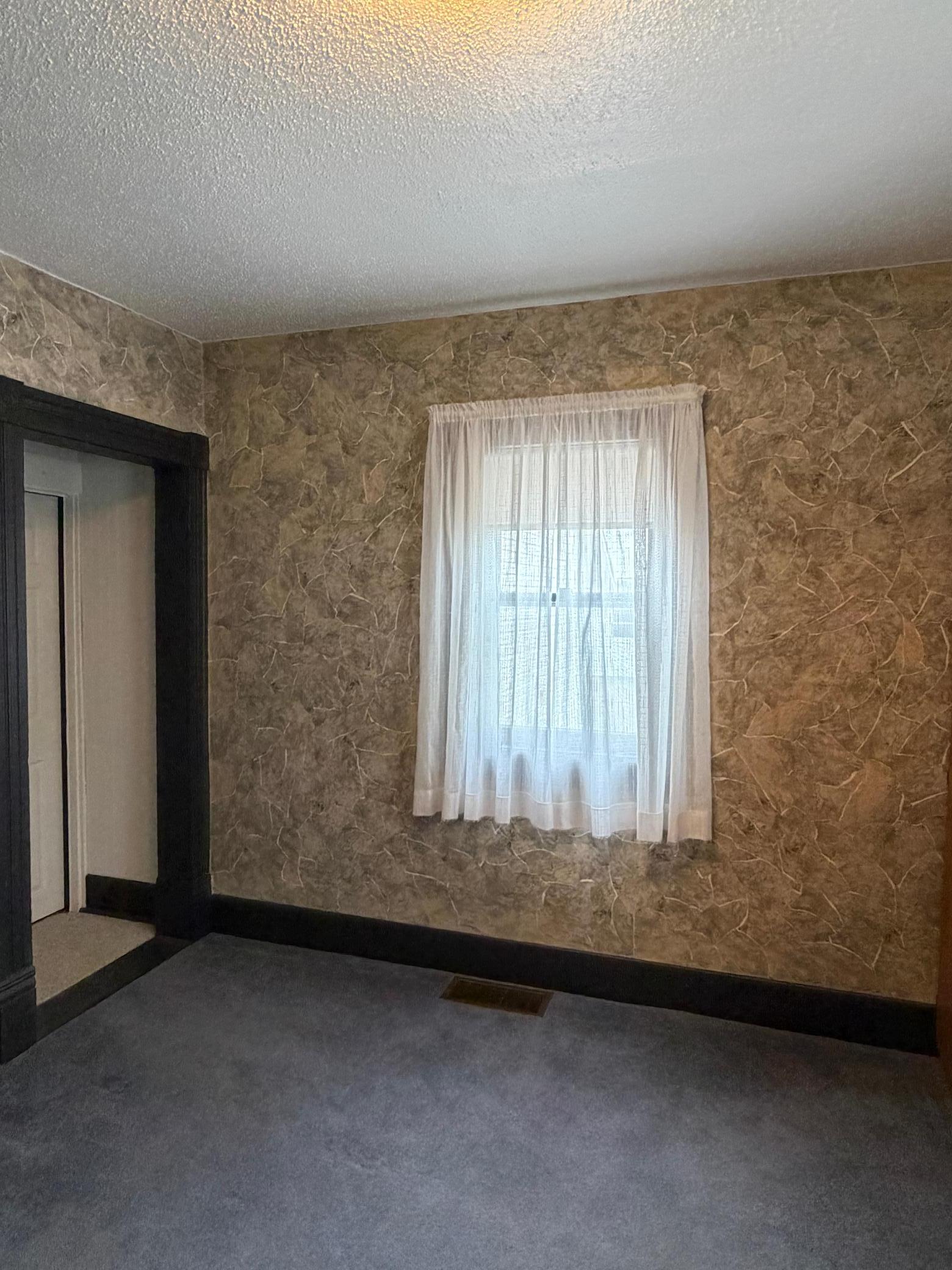 312 W Luverne Street Property Photo 26
