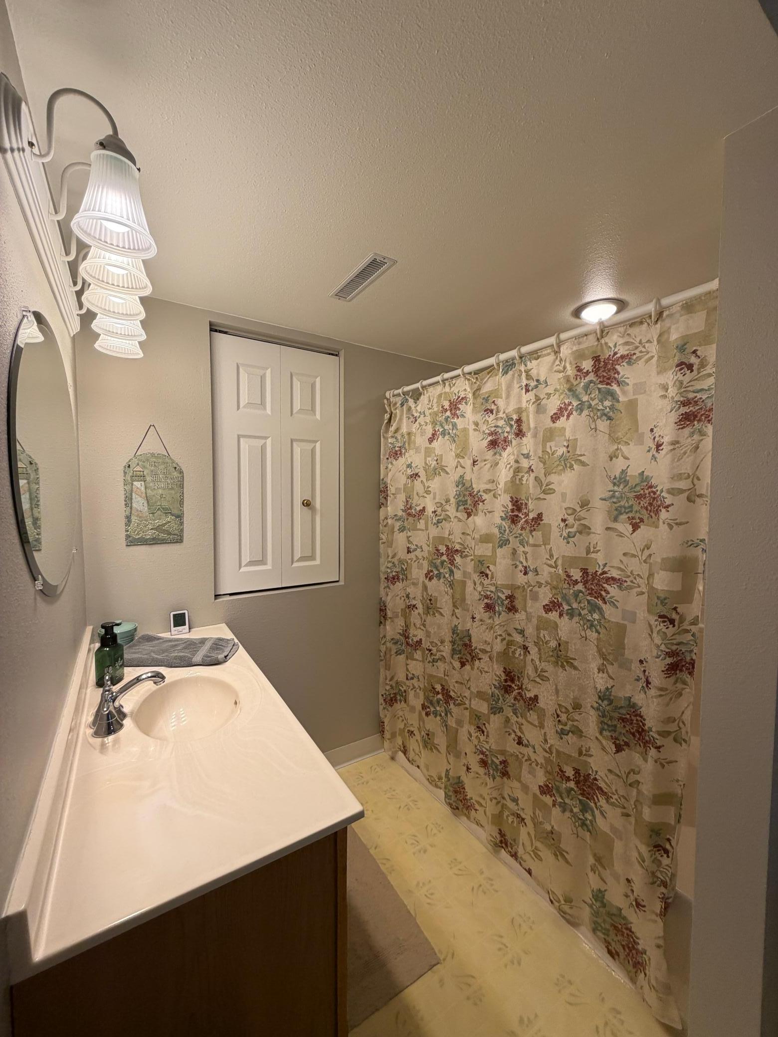 312 W Luverne Street Property Photo 29