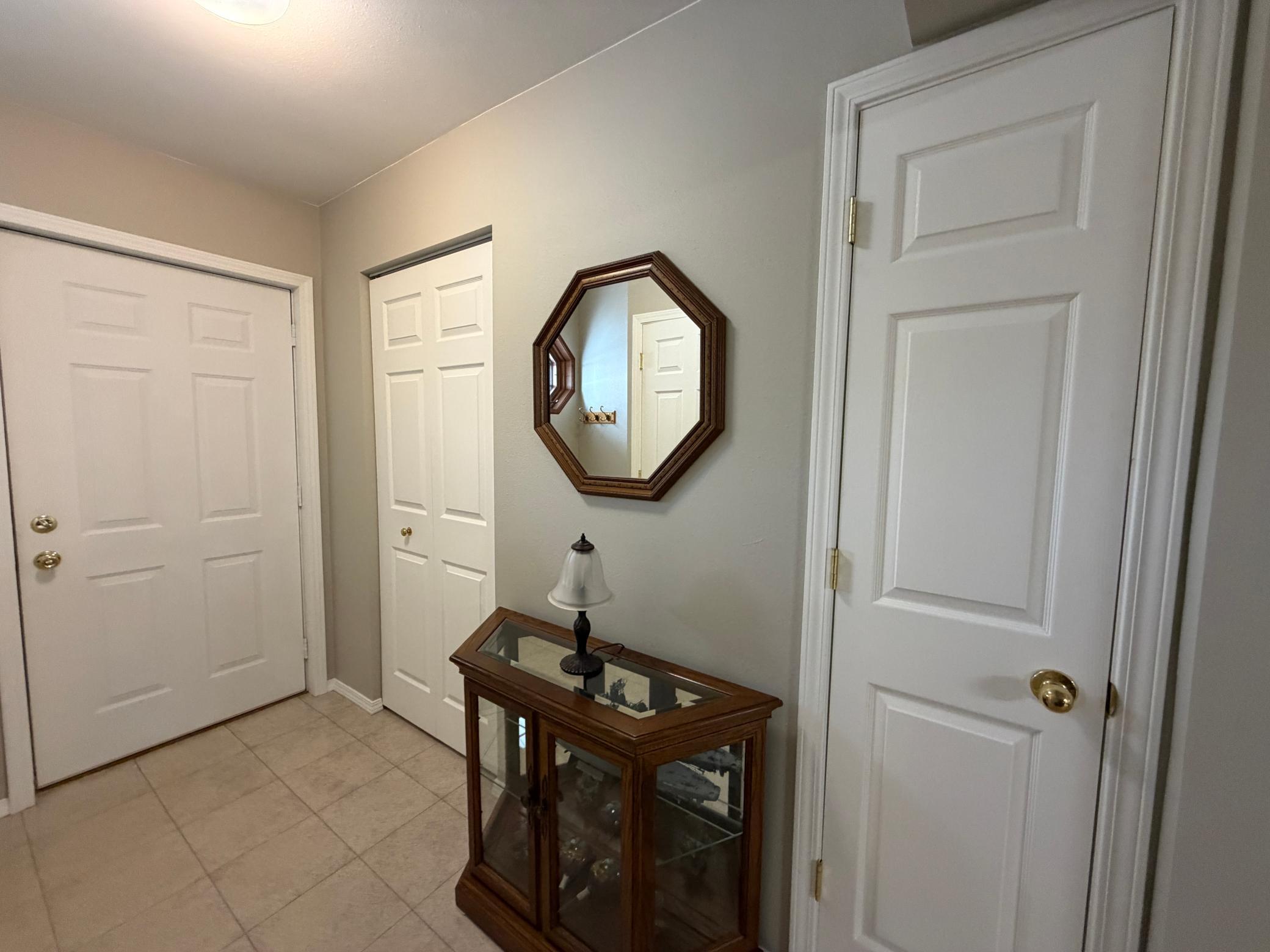 312 W Luverne Street Property Photo 30