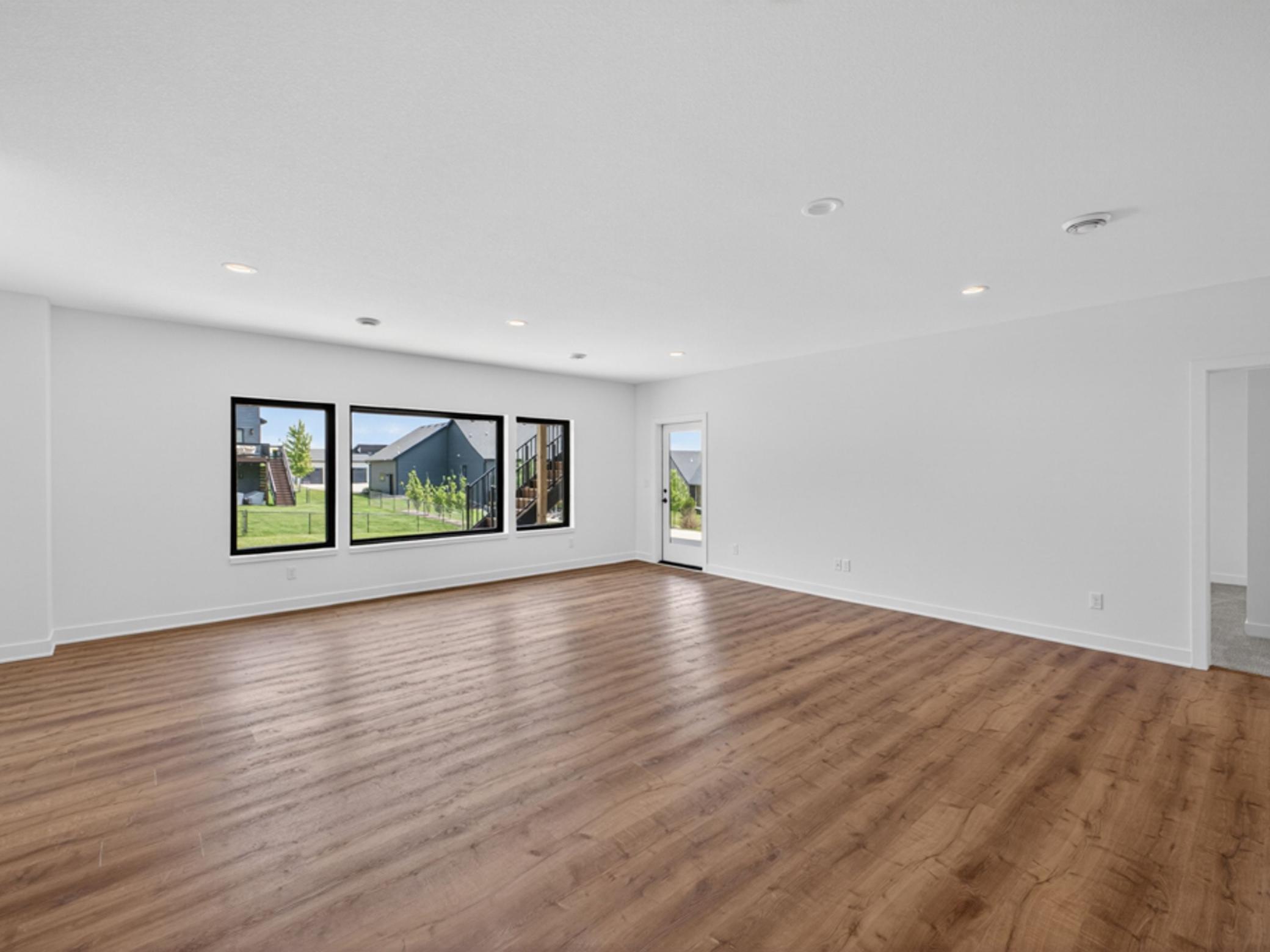 3105 Century Ridge Road Ne Property Photo 27