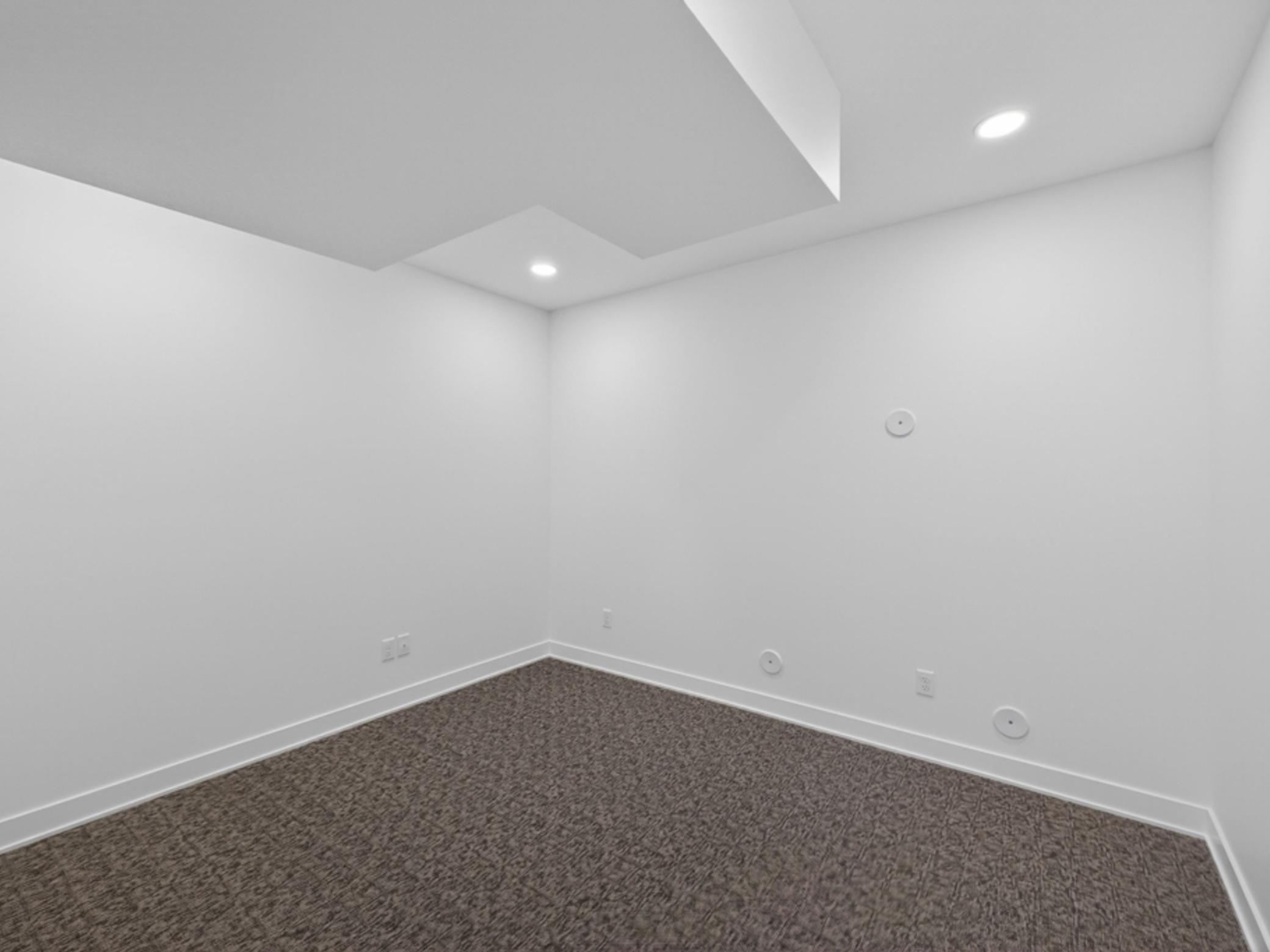3105 Century Ridge Road Ne Property Photo 34