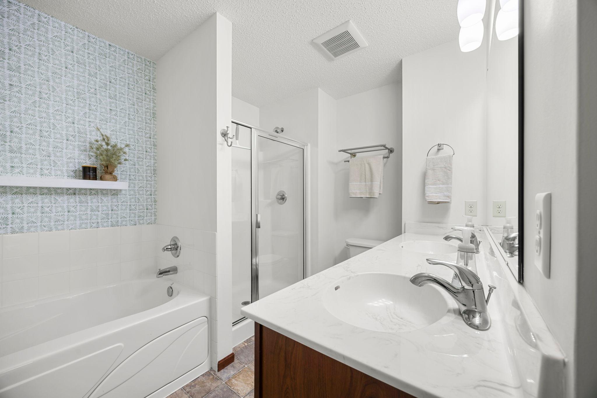 468 Stonewood Lane Property Photo 40