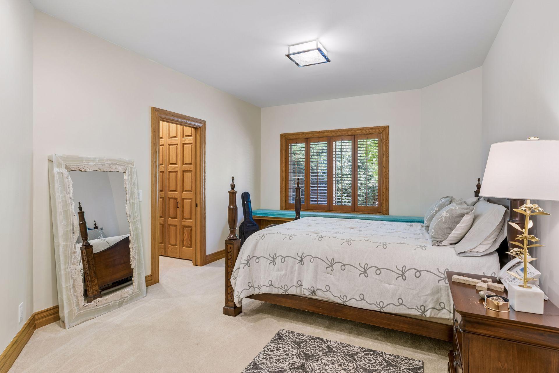 326 Ferndale Road W Property Photo 51