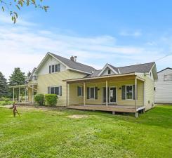 5095 Harff Road Property Photo 4