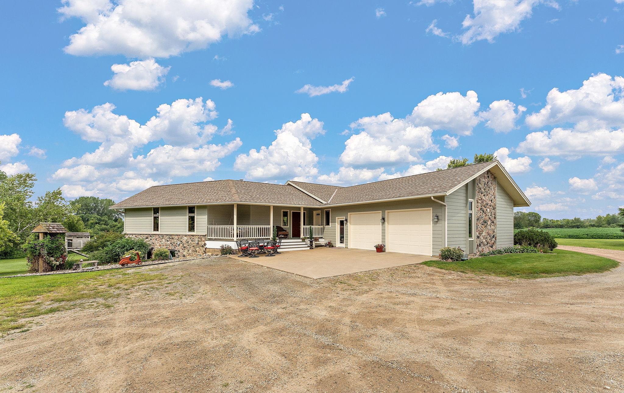 2312 Becker Trail Property Photo 45