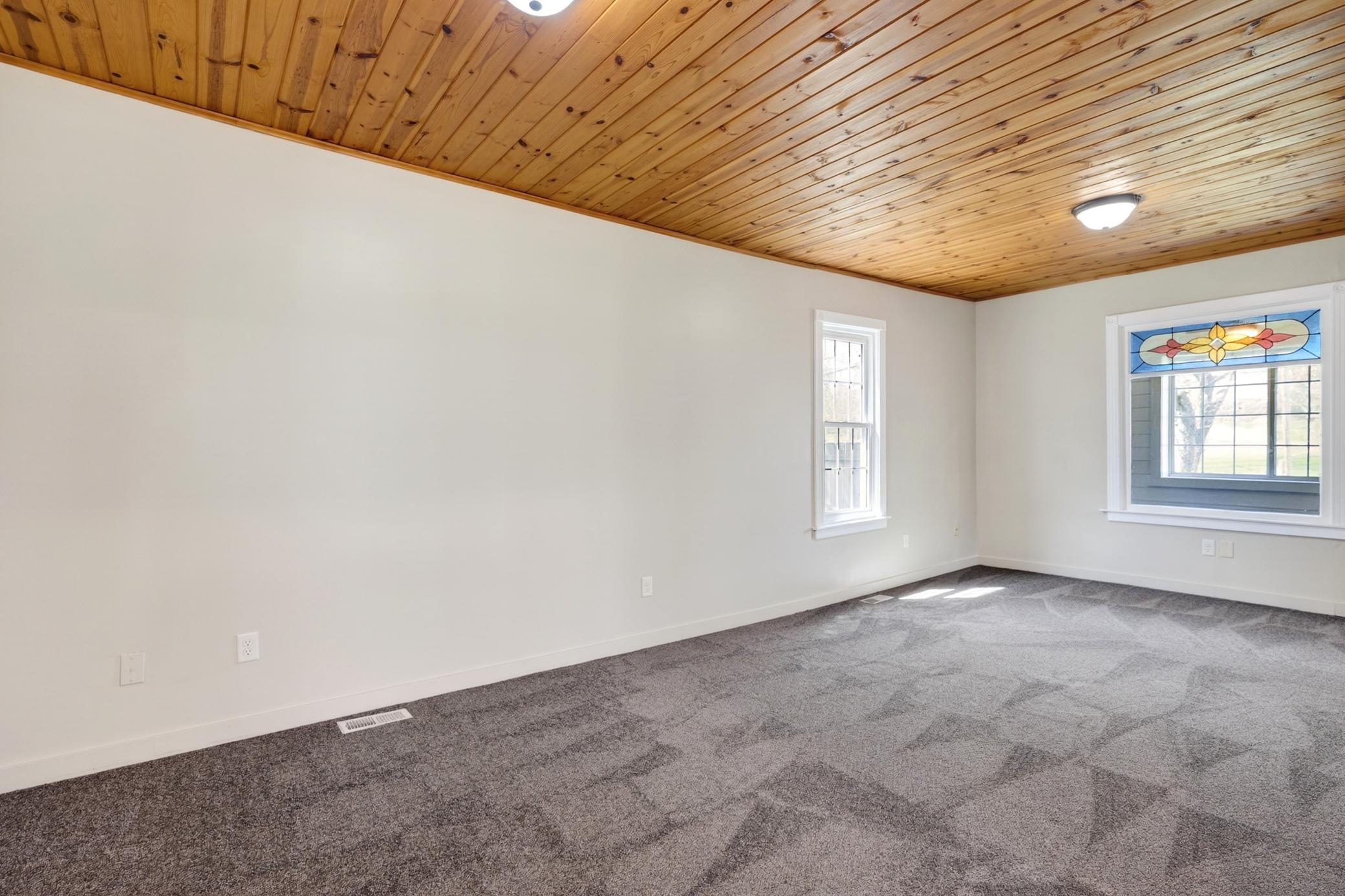816 N Summit Street Property Photo 12