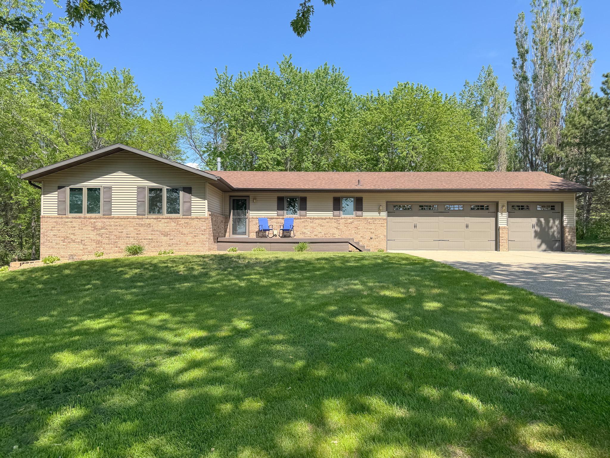 26760 Riverside Drive Property Photo 1
