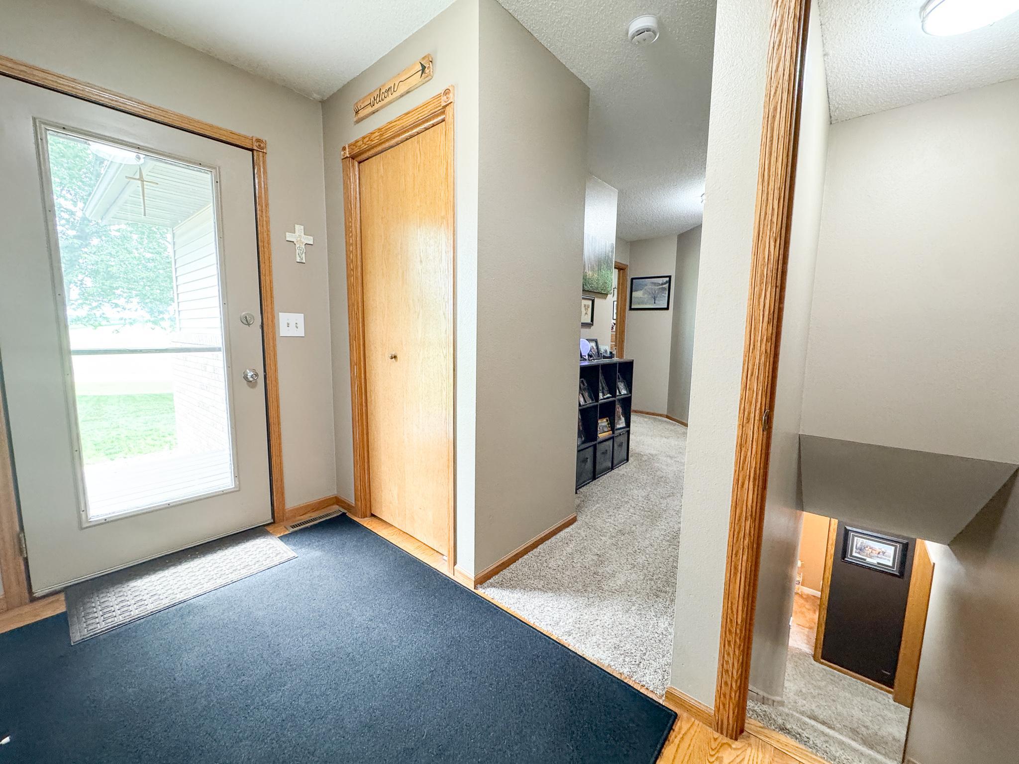 26760 Riverside Drive Property Photo 4