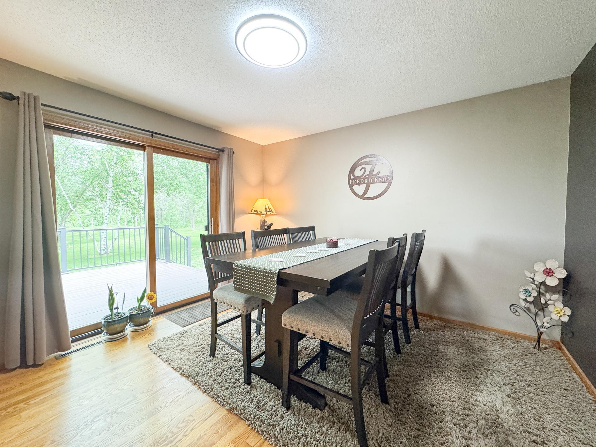 26760 Riverside Drive Property Photo 9