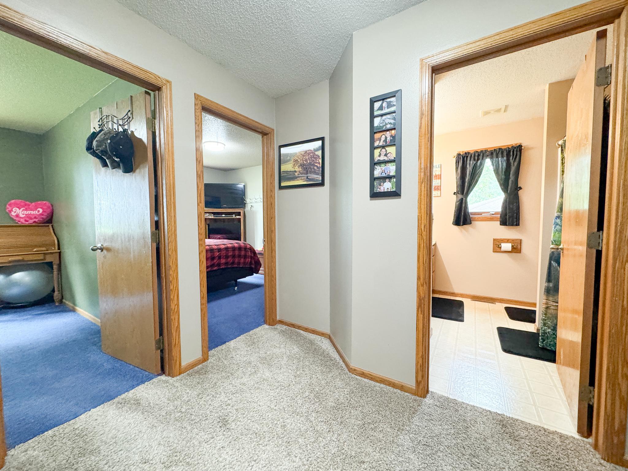 26760 Riverside Drive Property Photo 10