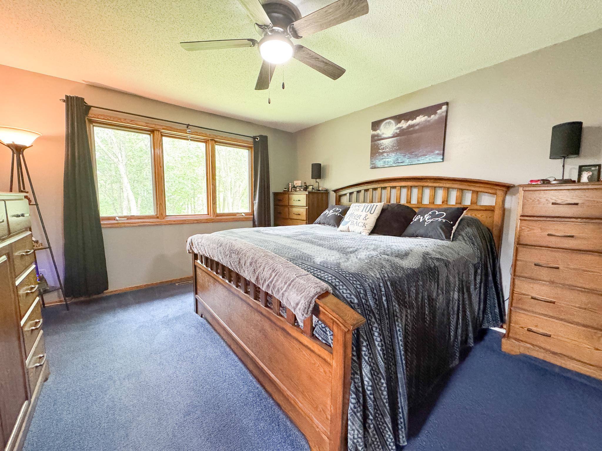 26760 Riverside Drive Property Photo 11