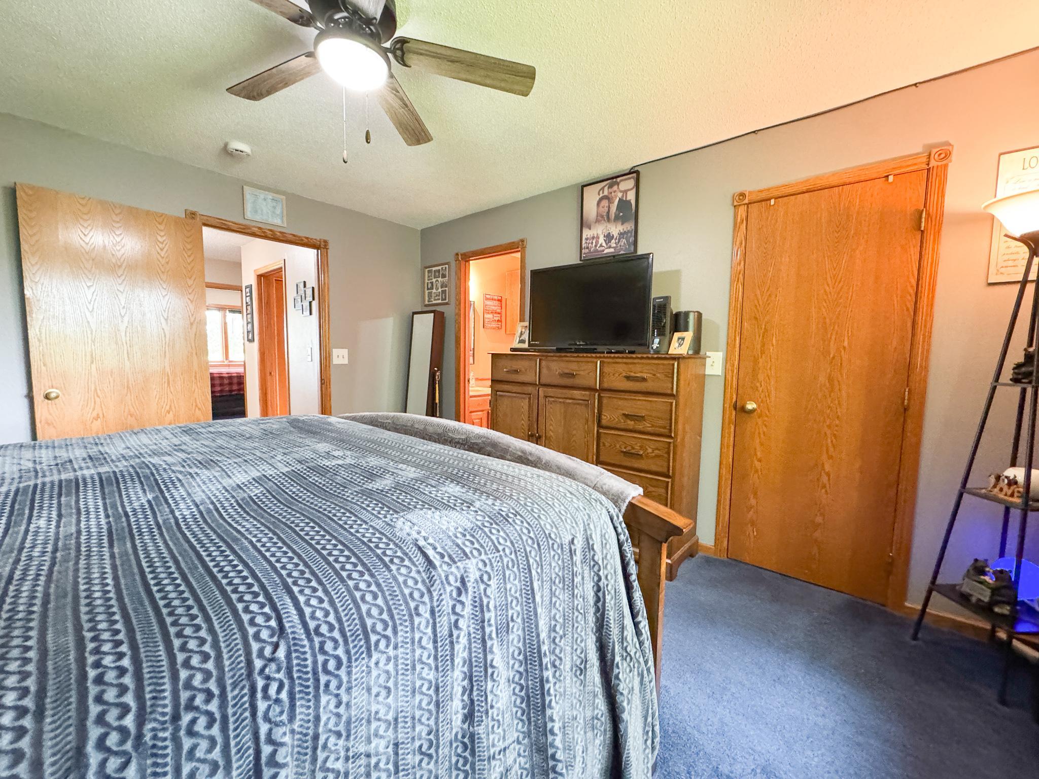 26760 Riverside Drive Property Photo 12