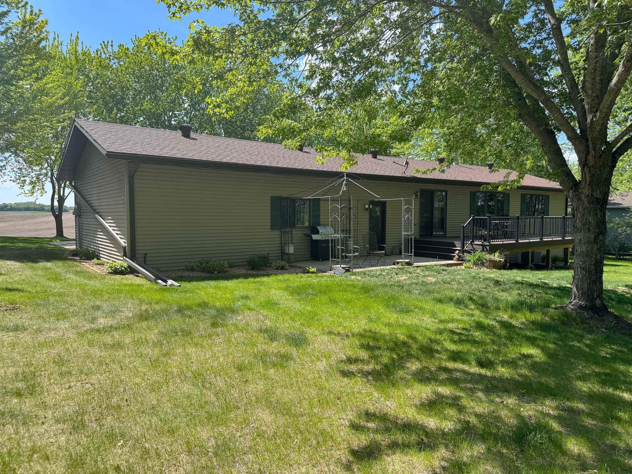 26760 Riverside Drive Property Photo 38
