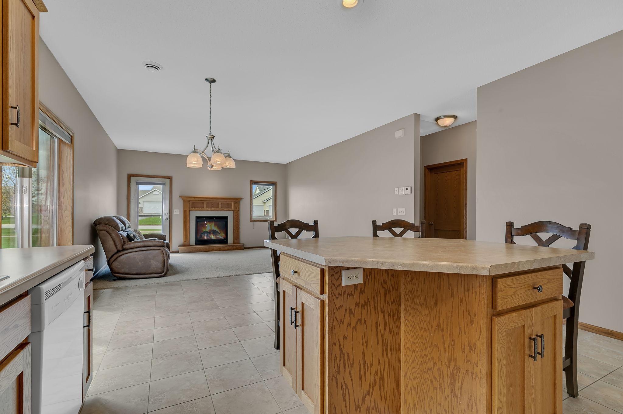 502 Graceview Loop Property Photo 7