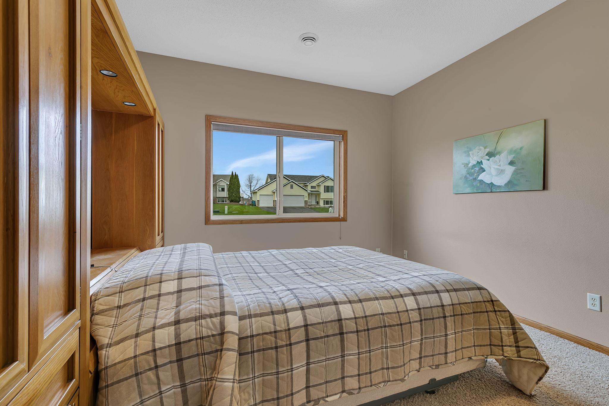 502 Graceview Loop Property Photo 10