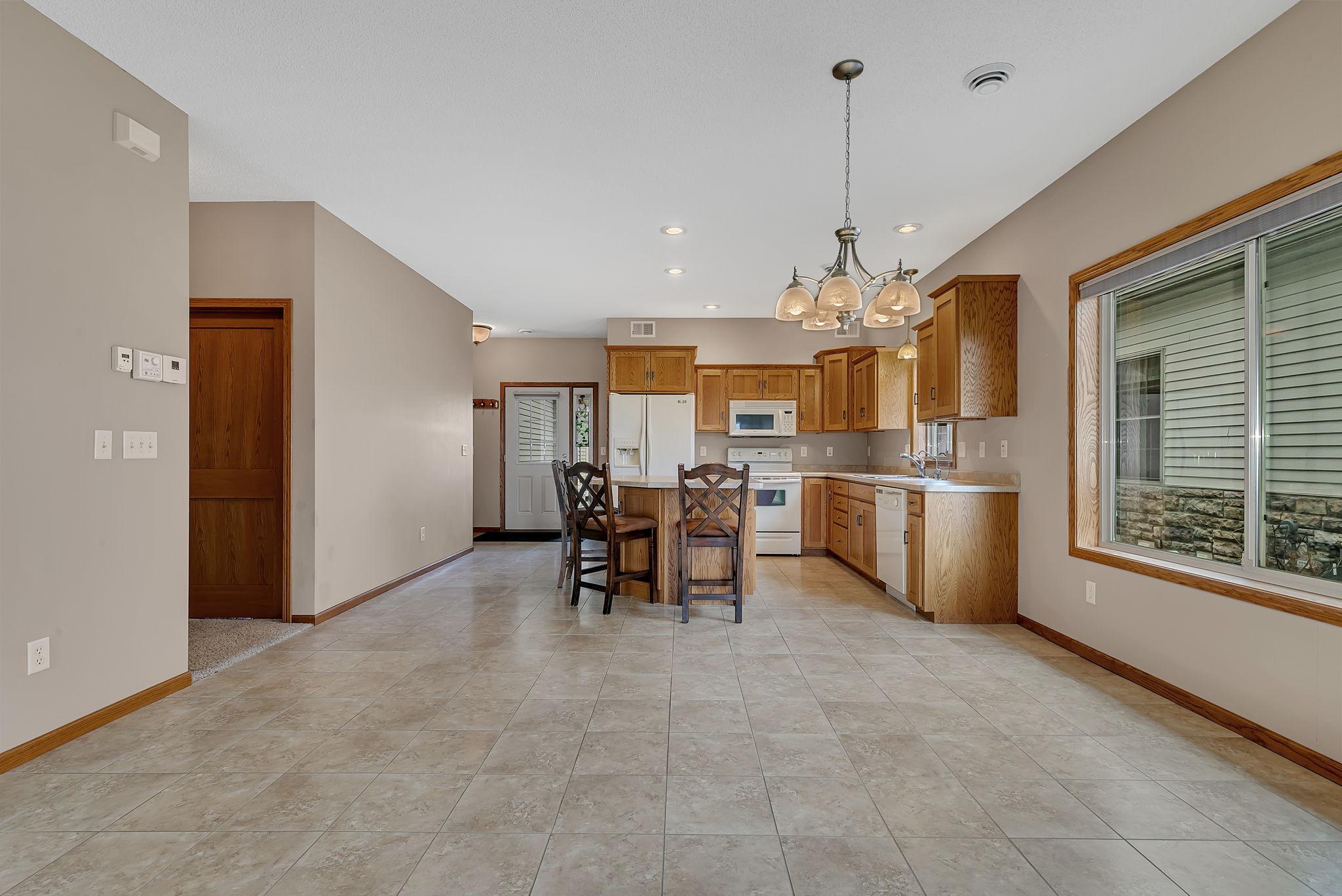 502 Graceview Loop Property Photo 19