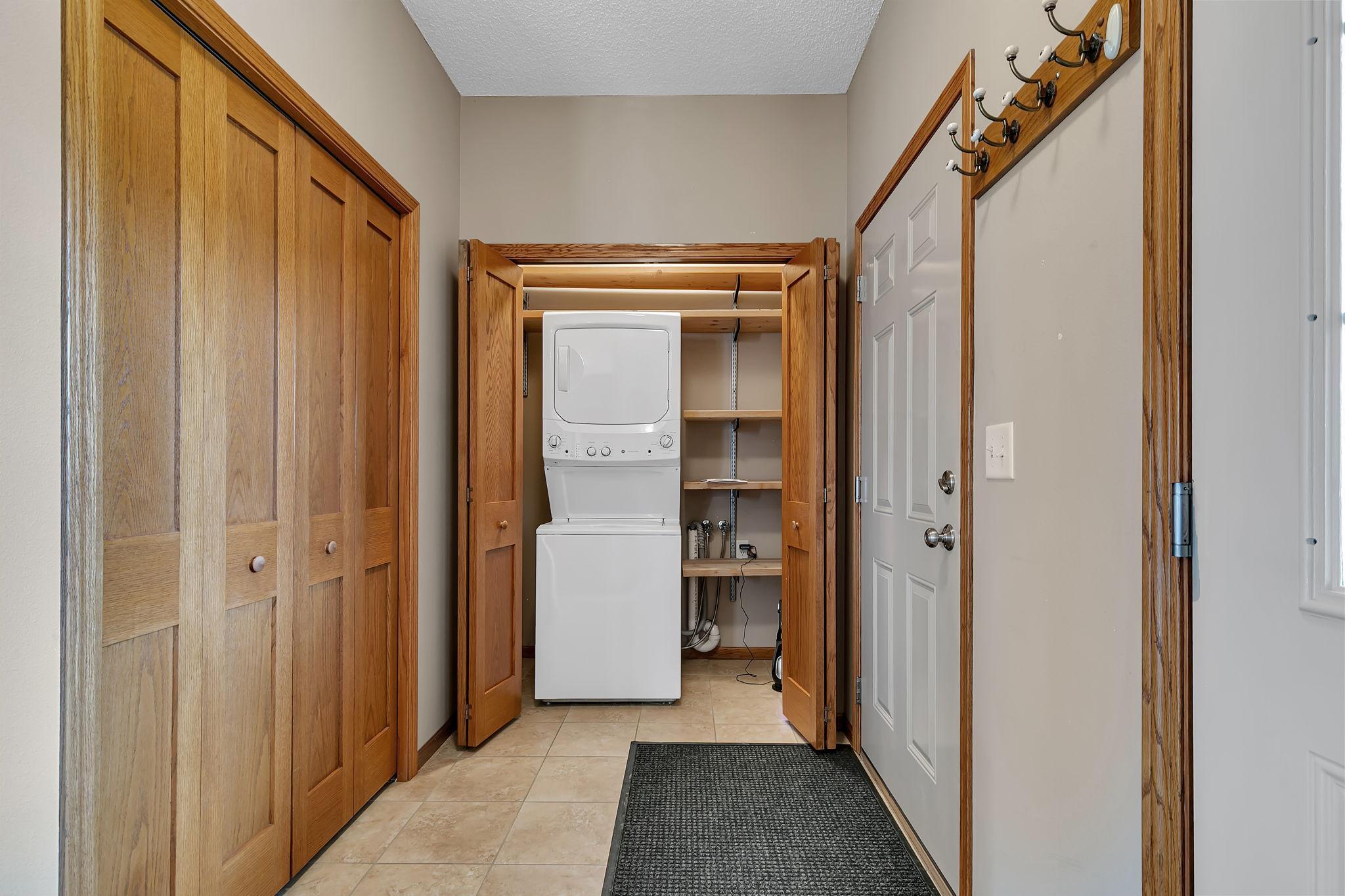 502 Graceview Loop Property Photo 21