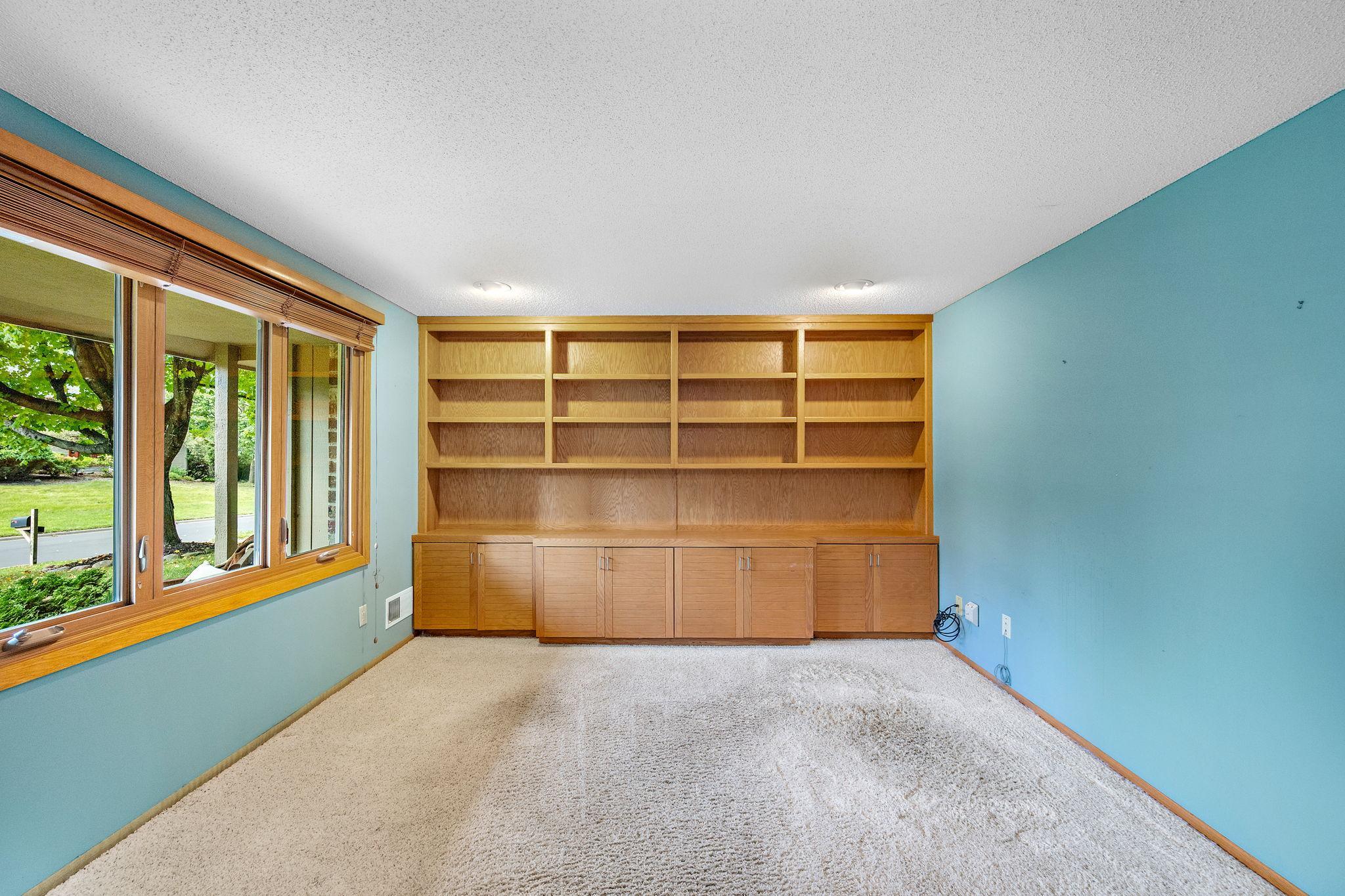 6015 Stoneybrook Drive Property Photo 27