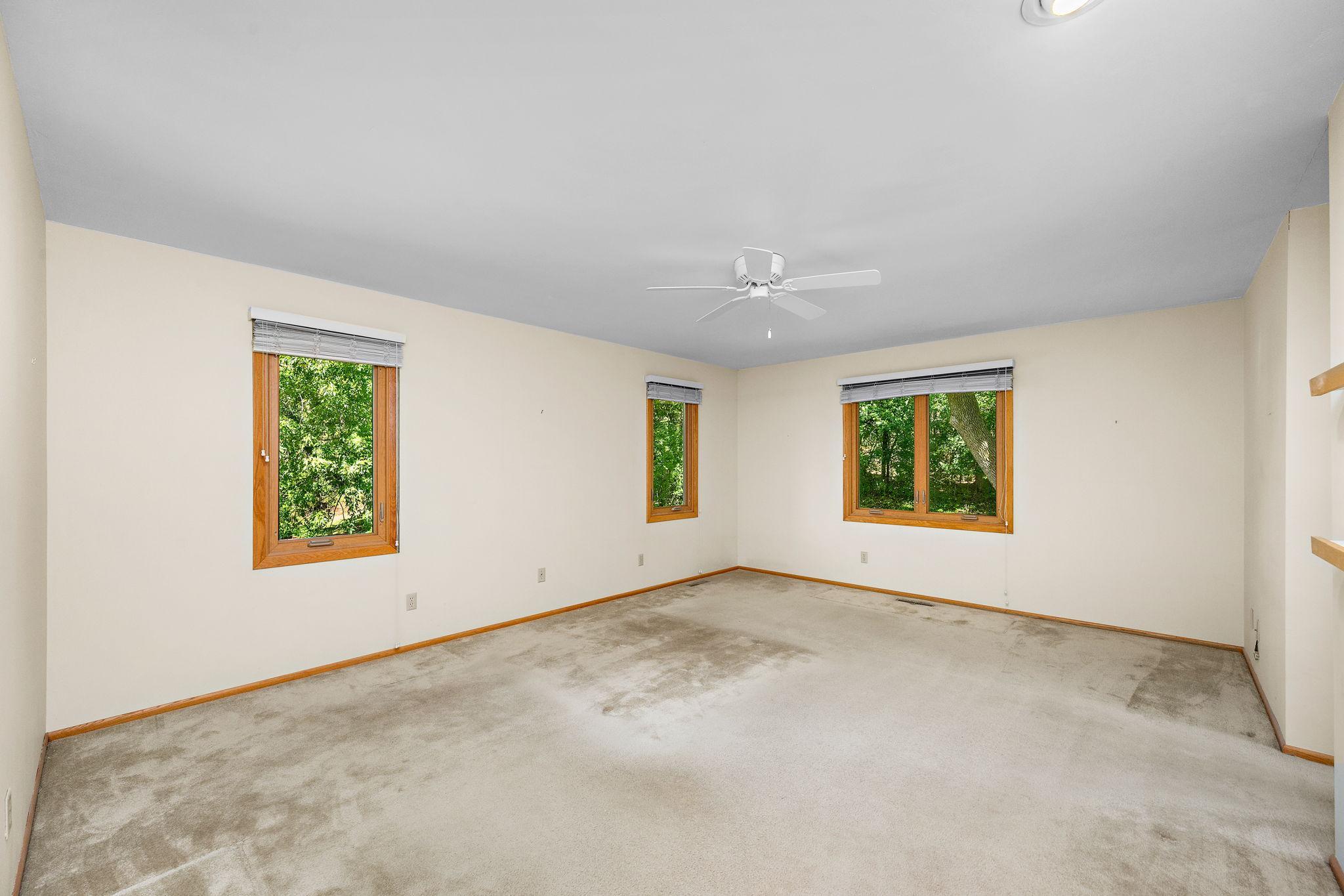 6015 Stoneybrook Drive Property Photo 30