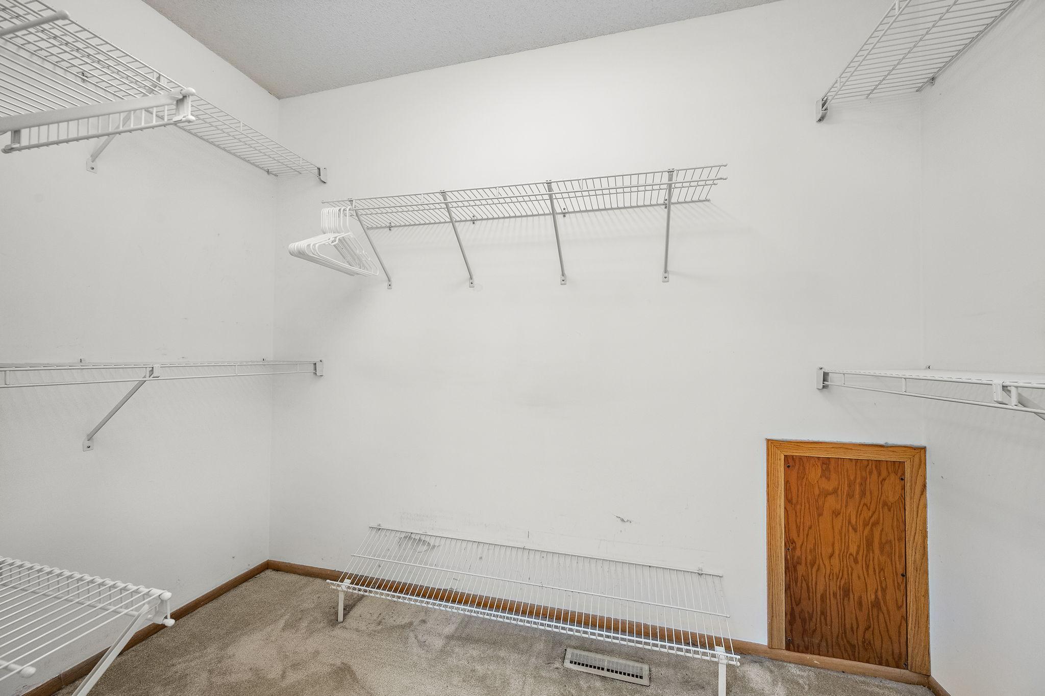 6015 Stoneybrook Drive Property Photo 35