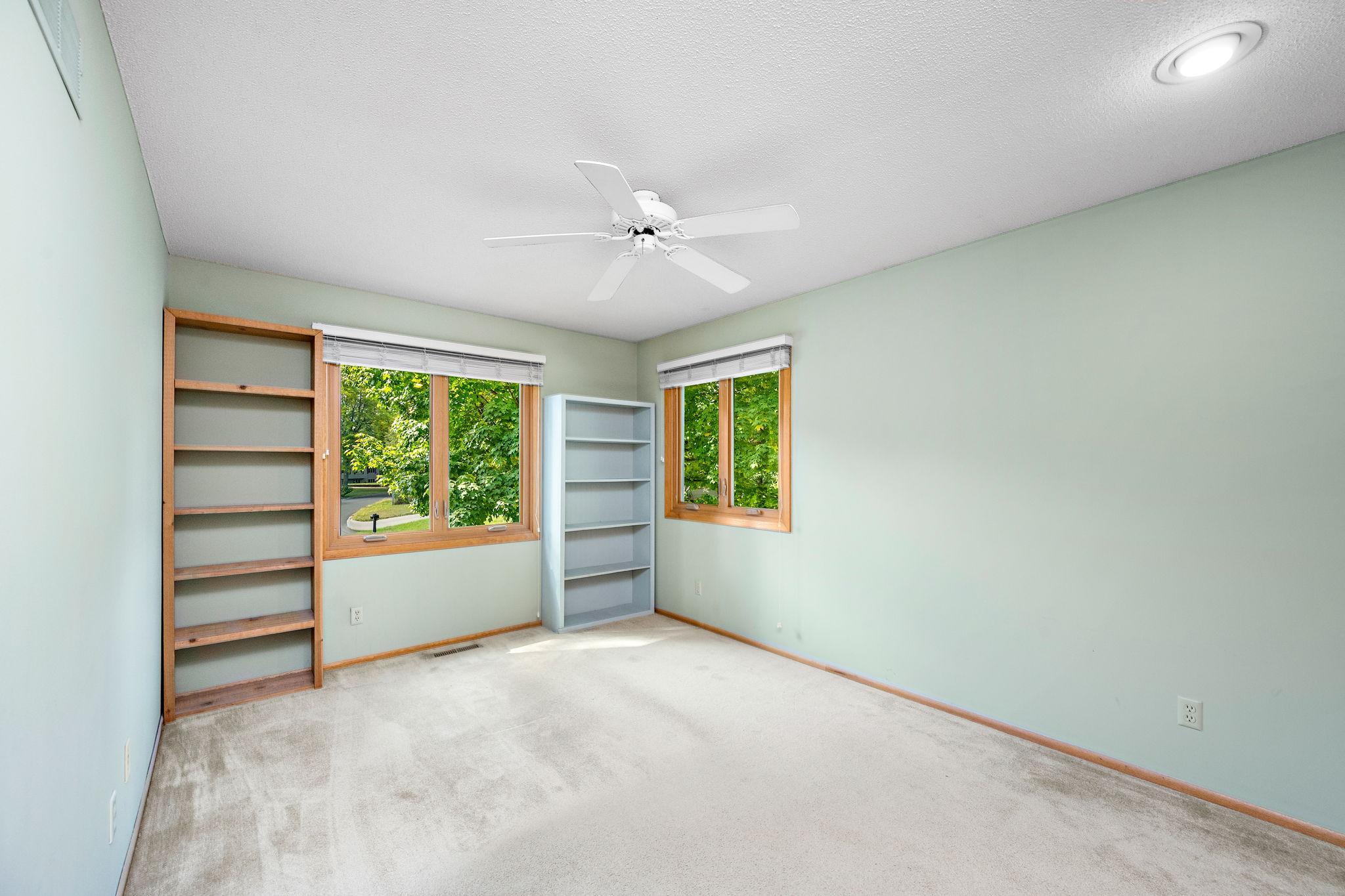 6015 Stoneybrook Drive Property Photo 38