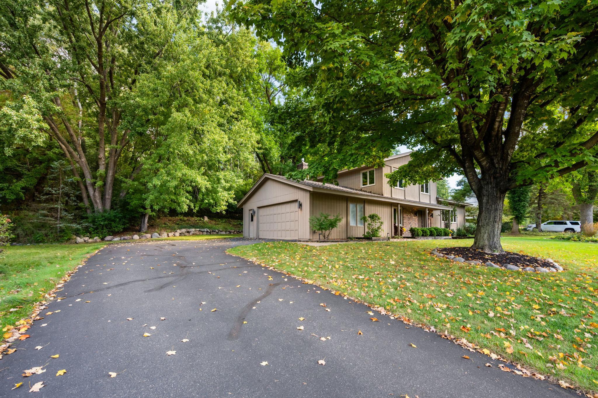 6015 Stoneybrook Drive Property Photo 39
