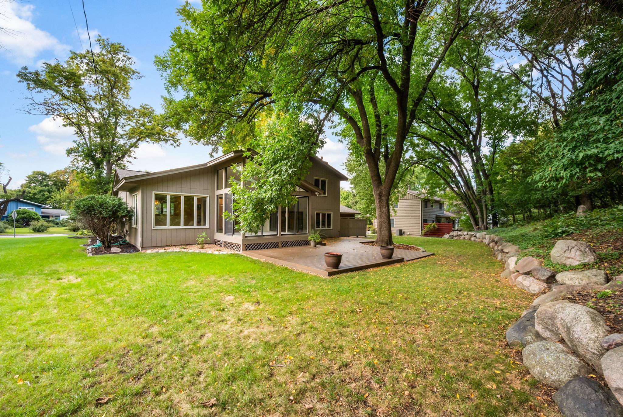 6015 Stoneybrook Drive Property Photo 44