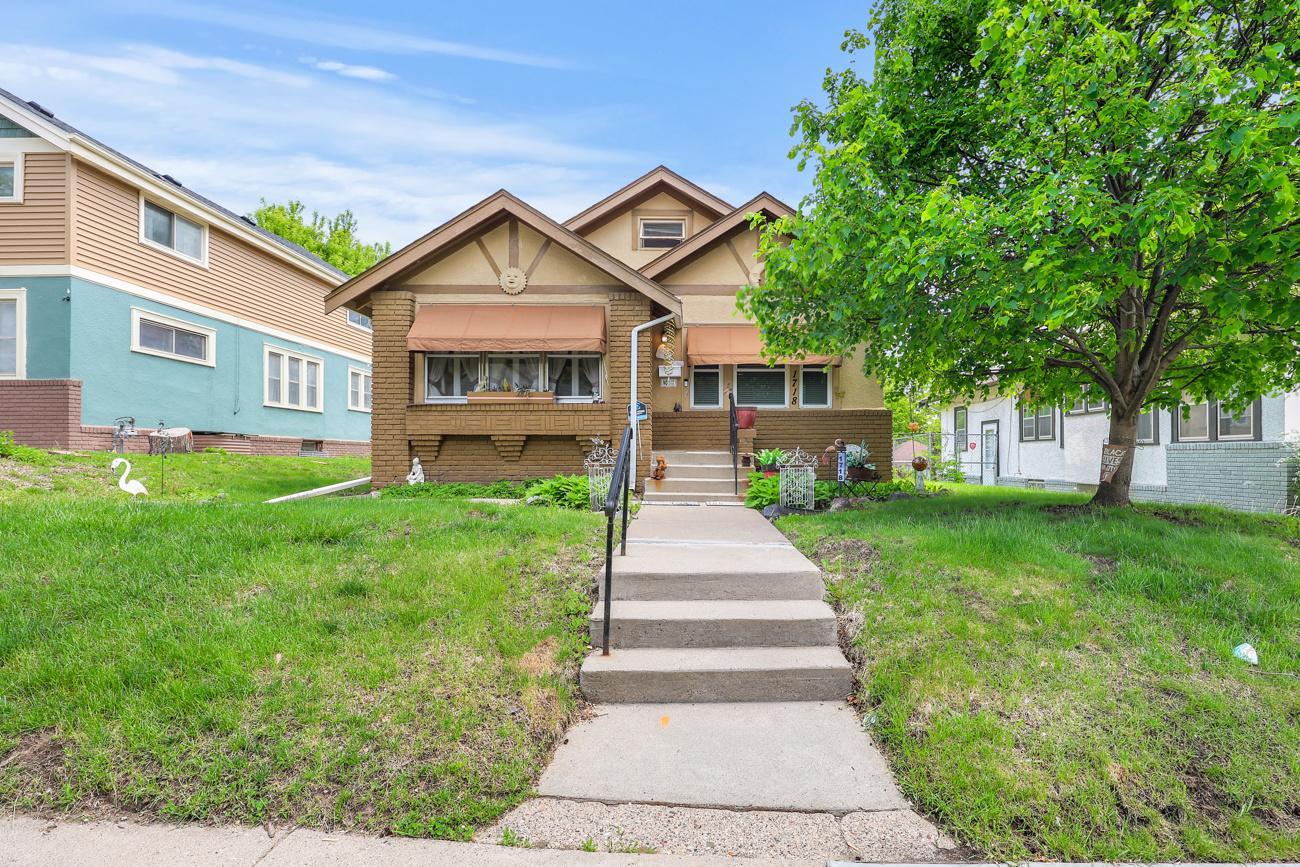 1718 Vincent Avenue N Property Photo 1