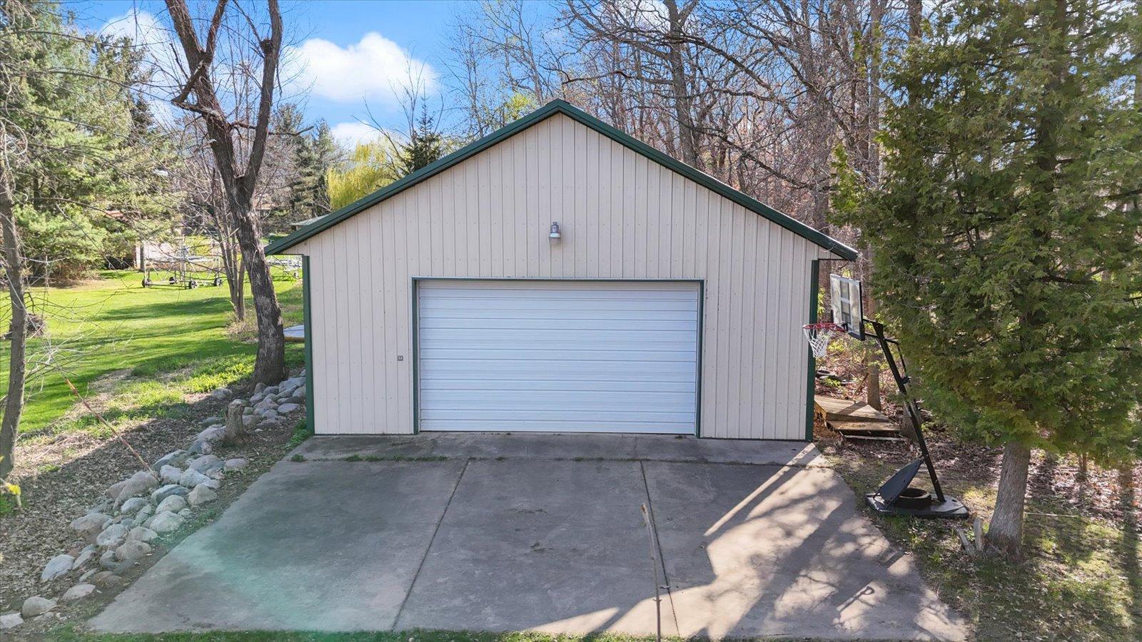21504 Pike Avenue Property Photo 73